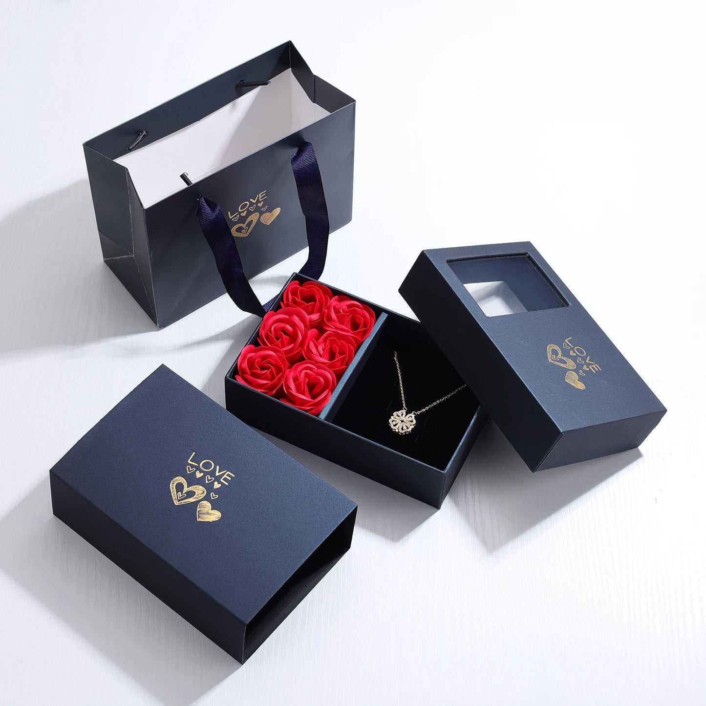 Rose Gift Box Four-leaf Necklace Heart Necklace