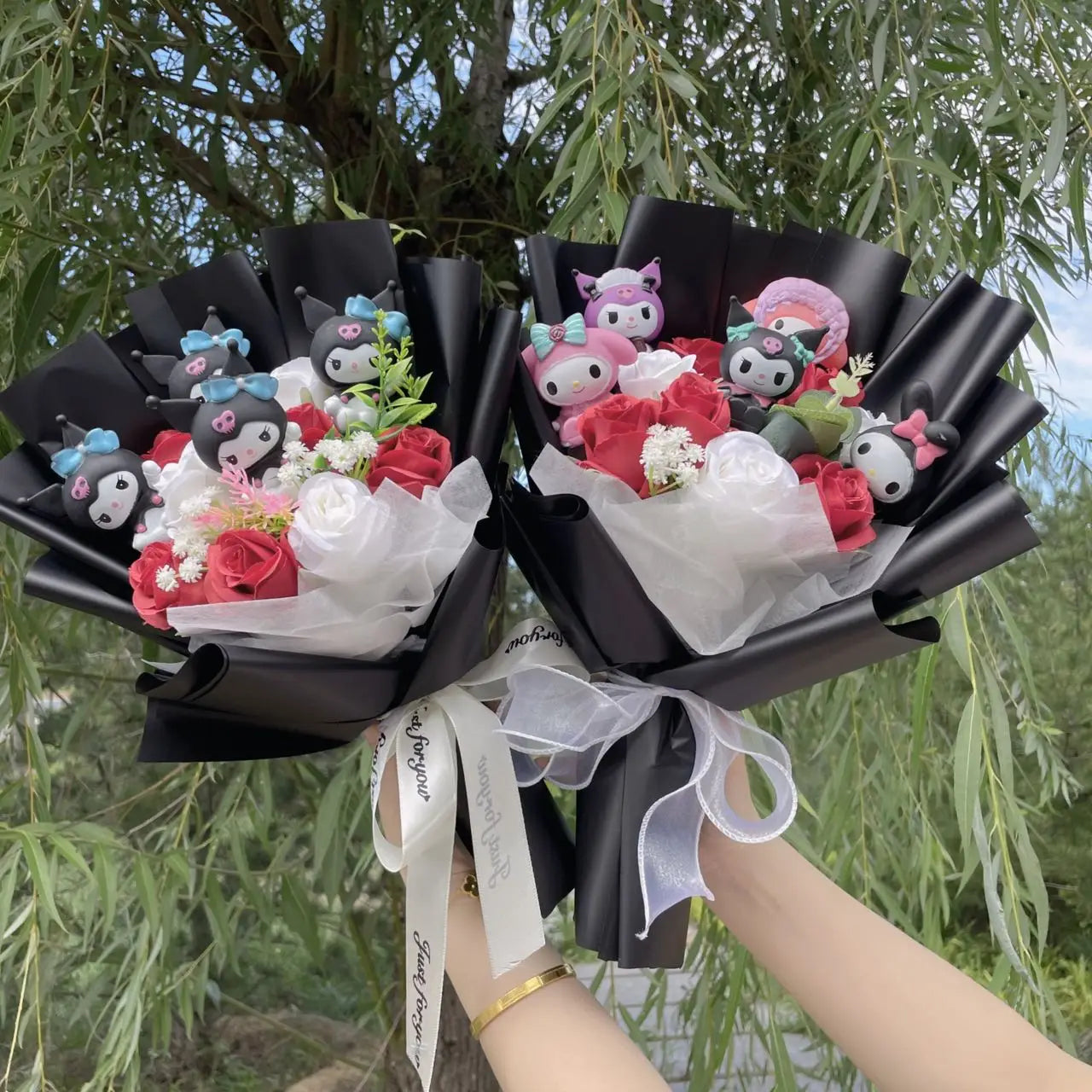 Kawaii Hello Kitty Cat Dolls With Artificial Flowers