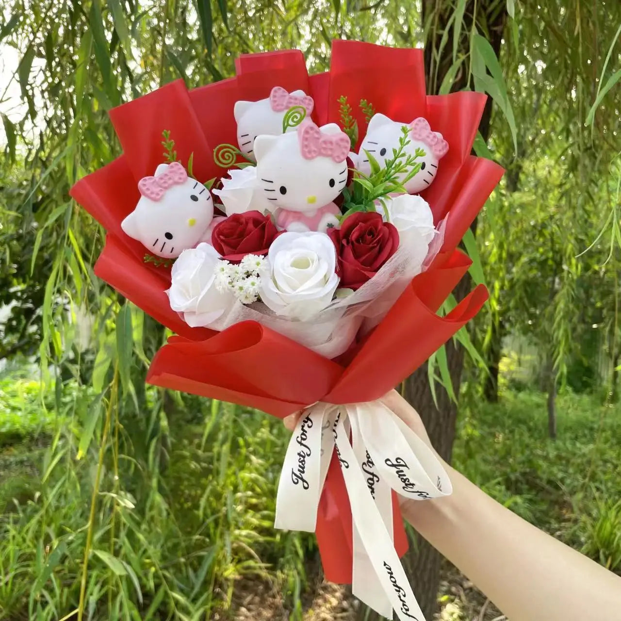 Kawaii Hello Kitty Cat Dolls With Artificial Flowers