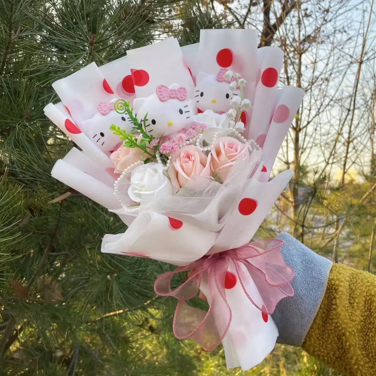 Kawaii Hello Kitty Cat Dolls With Artificial Flowers