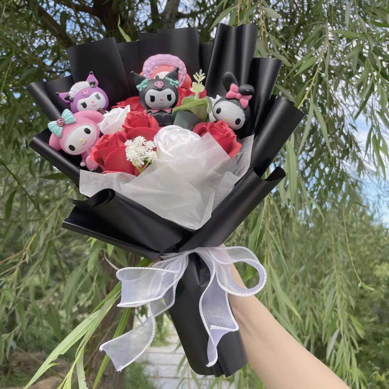 Kawaii Hello Kitty Cat Dolls With Artificial Flowers